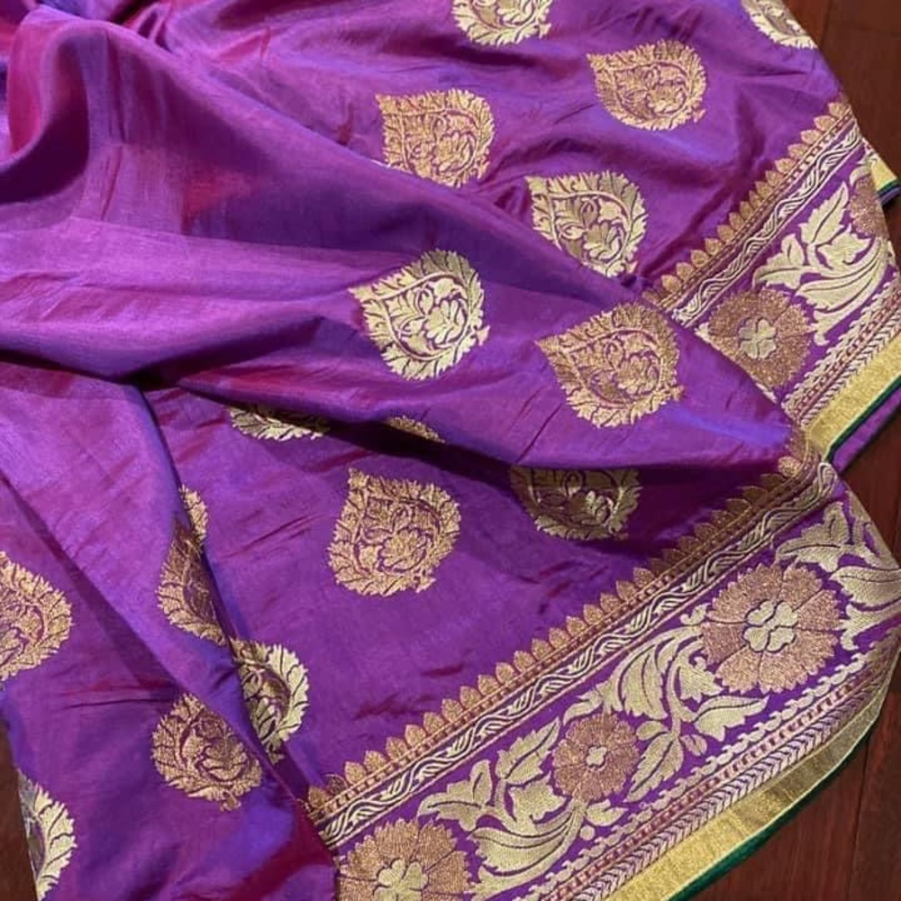 Indian saree/sari silk
 exquisite weave